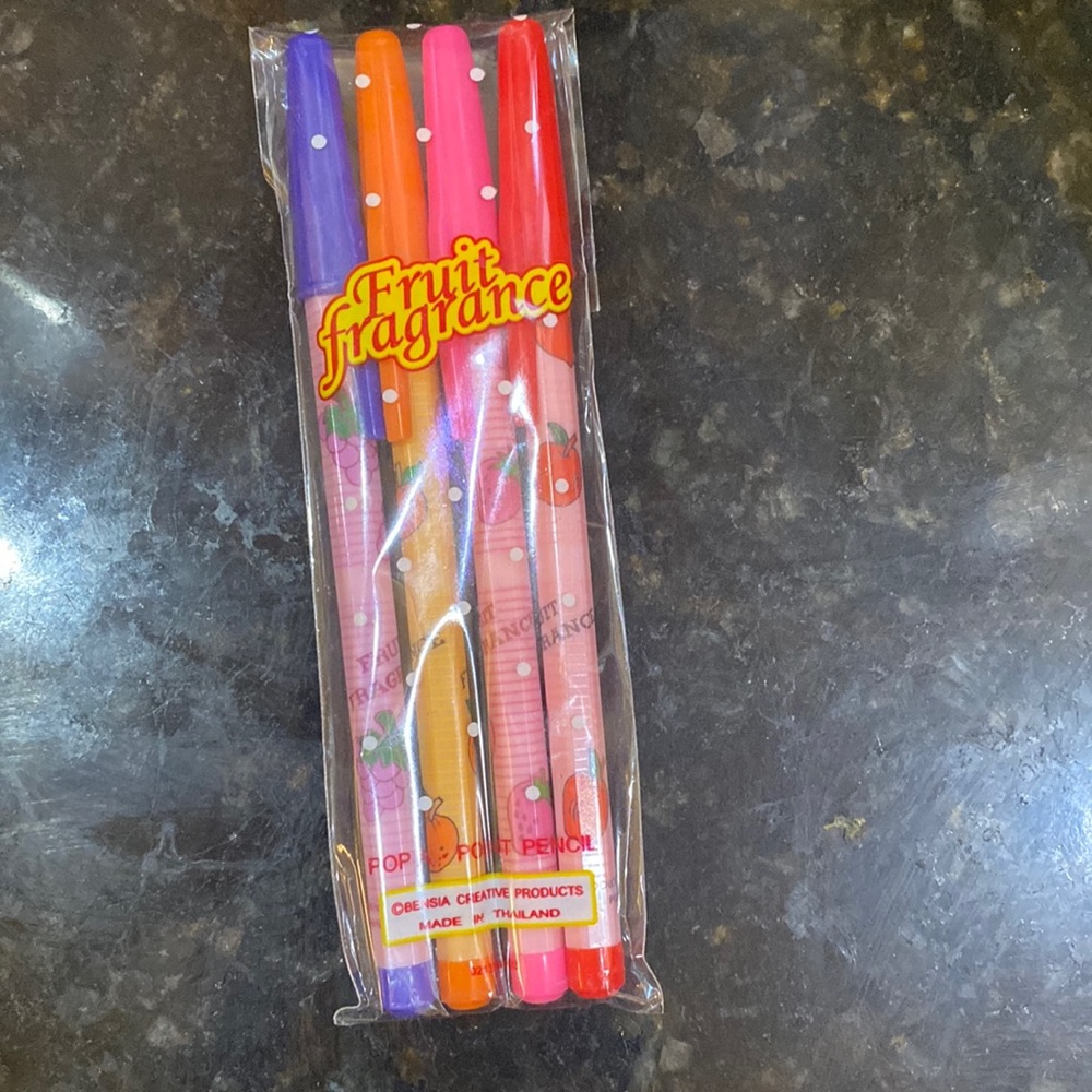 Bensia, Pop a point vintage scented pencils